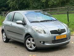 Toyota Yaris - 1.3 VVTi Luna MMT /Automaat/Airco/3-Deurs/