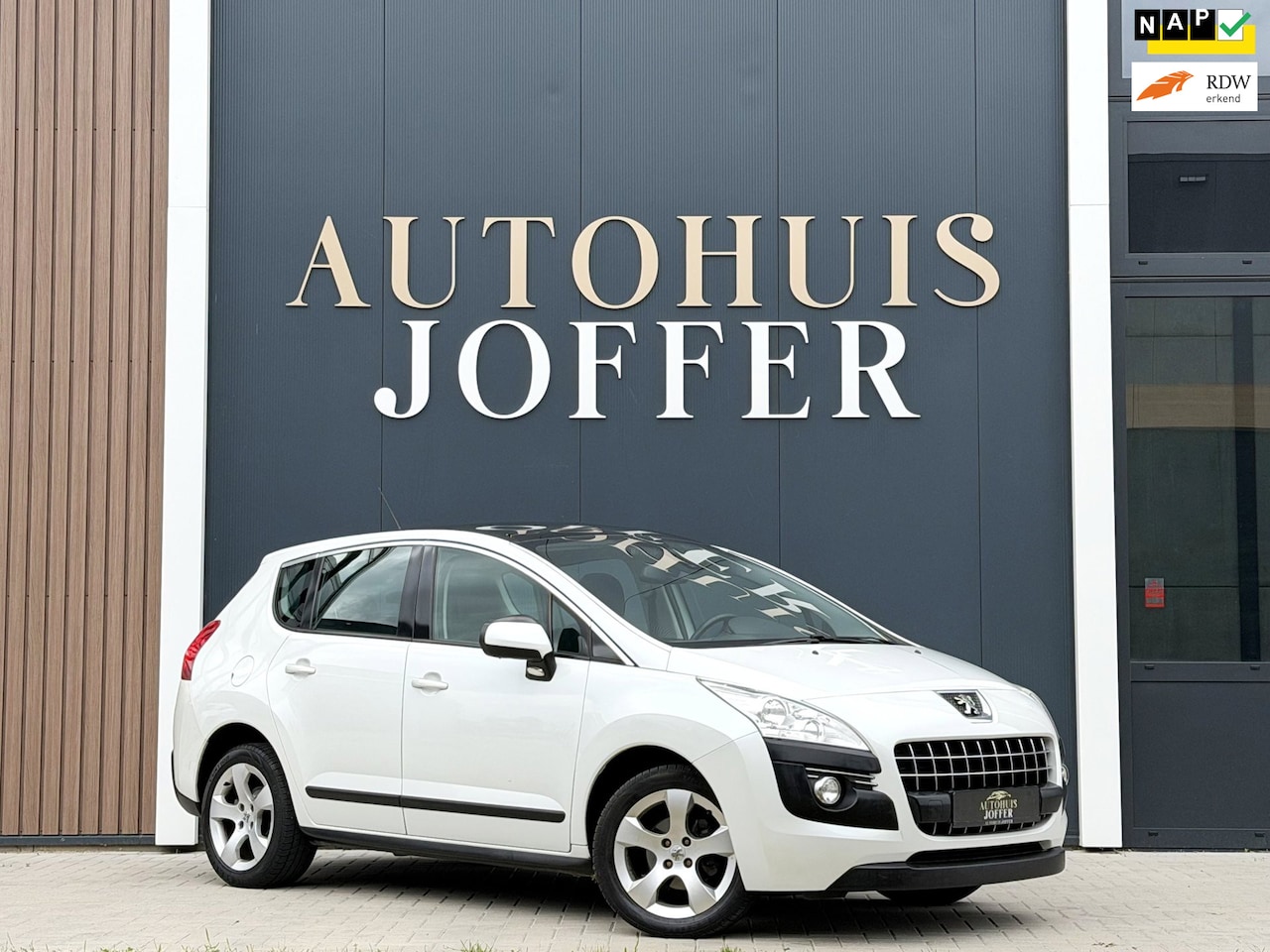 Peugeot 3008 - 1.6 VTi Premium | NAP | Panoramadak | Inruilkoopje! - AutoWereld.nl