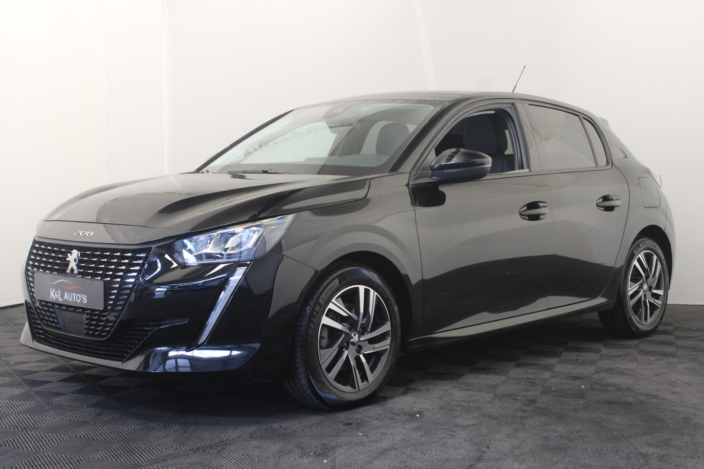 Peugeot 208 - 1.2 PureTech 100 Allure |Camera|Navi|Stoelverw.| - AutoWereld.nl