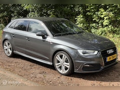 Audi A3 Sportback - 1.4 TFSI CoD Auto Ambiente Pro Line plus