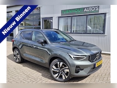 Volvo XC40 - B4 Plus Dark met Lighting Pack (koplampen adaptief, koplampreiniging, matrix led koplampen