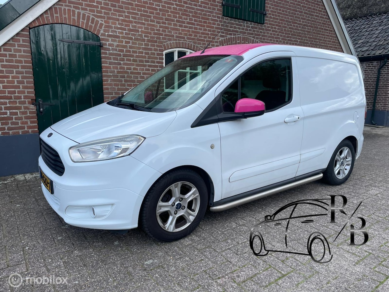 Ford Transit Courier - 1.5 TDCI Trend AC LEES TEKST!!!!! - AutoWereld.nl