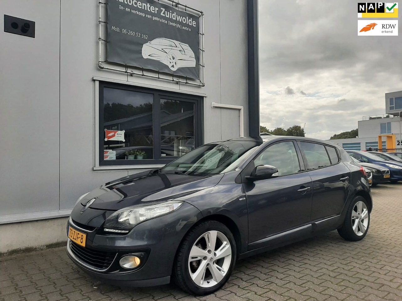 Renault Mégane - 1.5 dCi Bose pano dak camera navi cruise - AutoWereld.nl