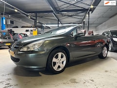 Peugeot 307 CC - 2.0-16V XSI/Leder/climatronic/Apk nieuw bij aflevering