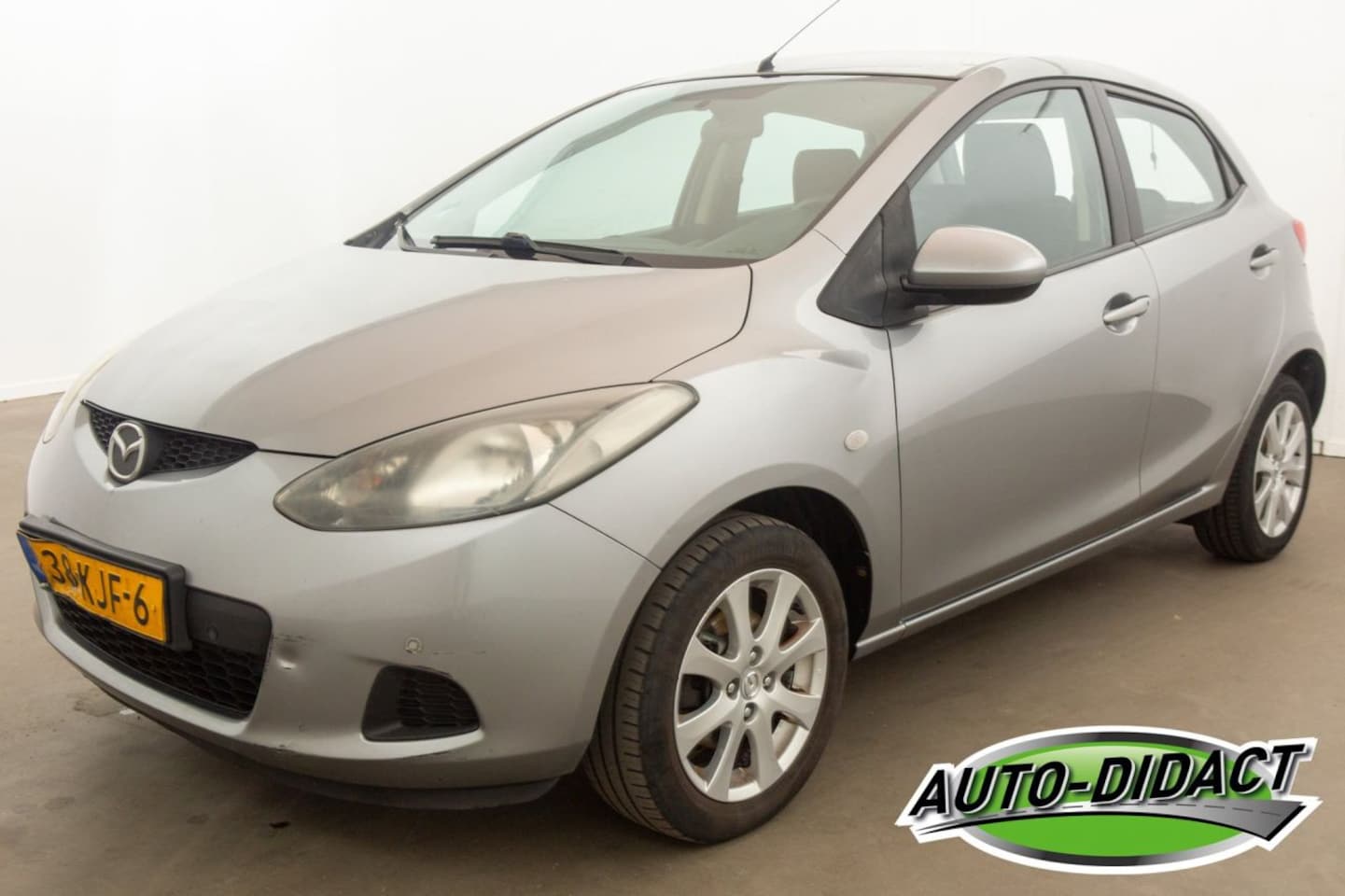 Mazda 2 - 1.3 TS Airco - AutoWereld.nl