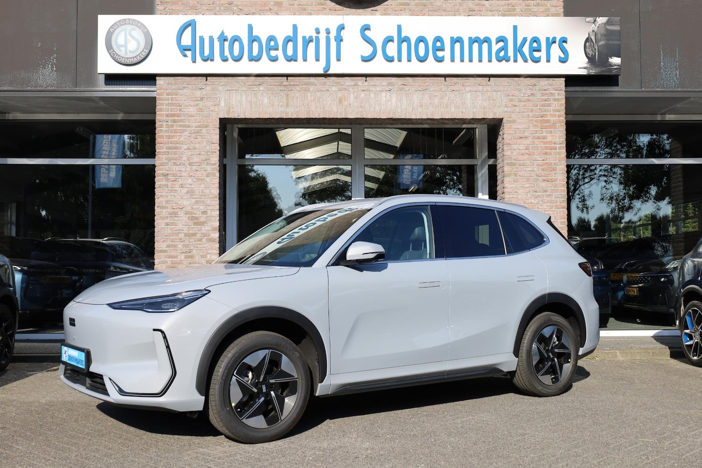 Geely E5 - Pro 60KWh 430KM-RIJBEREIK LEER CARPLAY 360-CAMERA STOELVENTILATIE/VERWARMING WARMTEPOMP IC - AutoWereld.nl