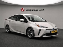 Toyota Prius - 1.8 Dynamic // NAVI // CAMERA // ADAPTIVE CRUISE // KEYLESS // HEAD-UP //