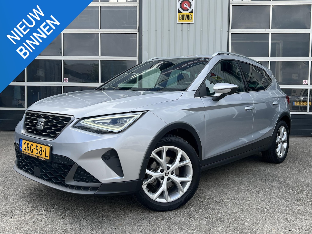 SEAT Arona - 1.0 TSI FR Business Connect Stoelverwarming Carplay Camera - AutoWereld.nl