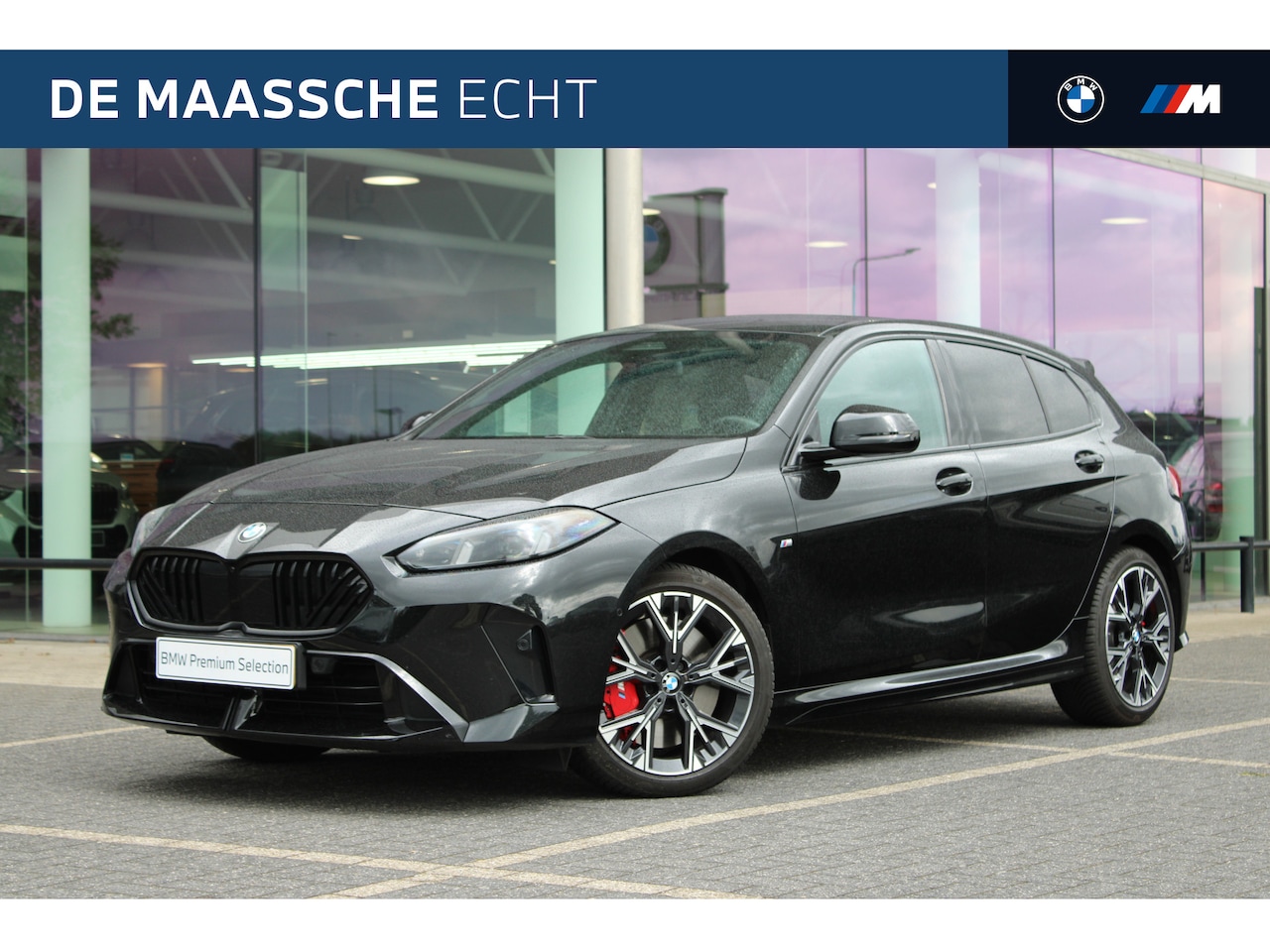 BMW 1-serie - 120 M Sport Automaat / Sportstoelen / Comfort Access / Achteruitrijcamera / Harman-Kardon - AutoWereld.nl