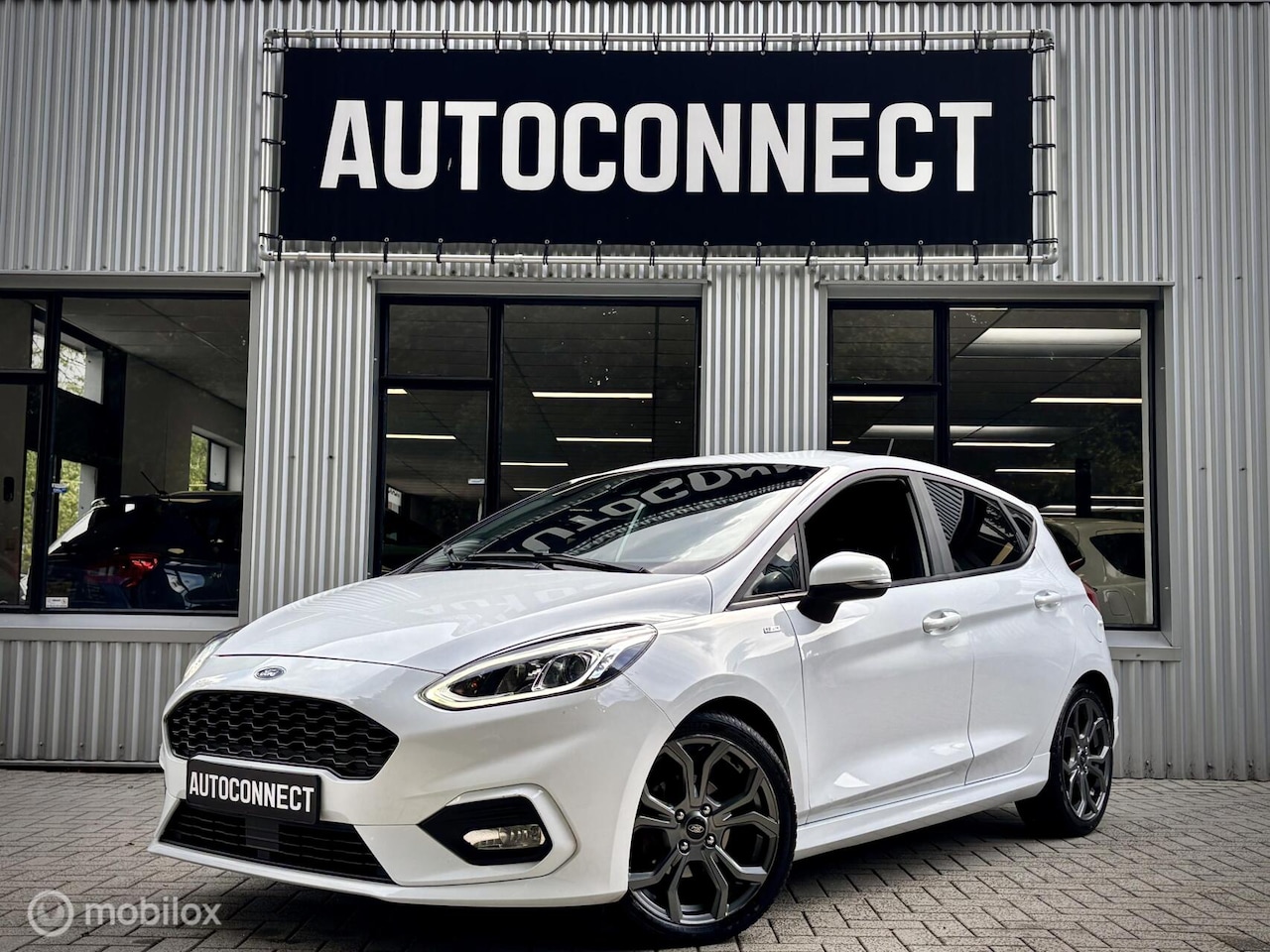 Ford Fiesta - 1.0 EcoBoost ST-Line 1.0 EcoBoost ST-Line, AUTOMAAT, NAVI, CRUISE - AutoWereld.nl