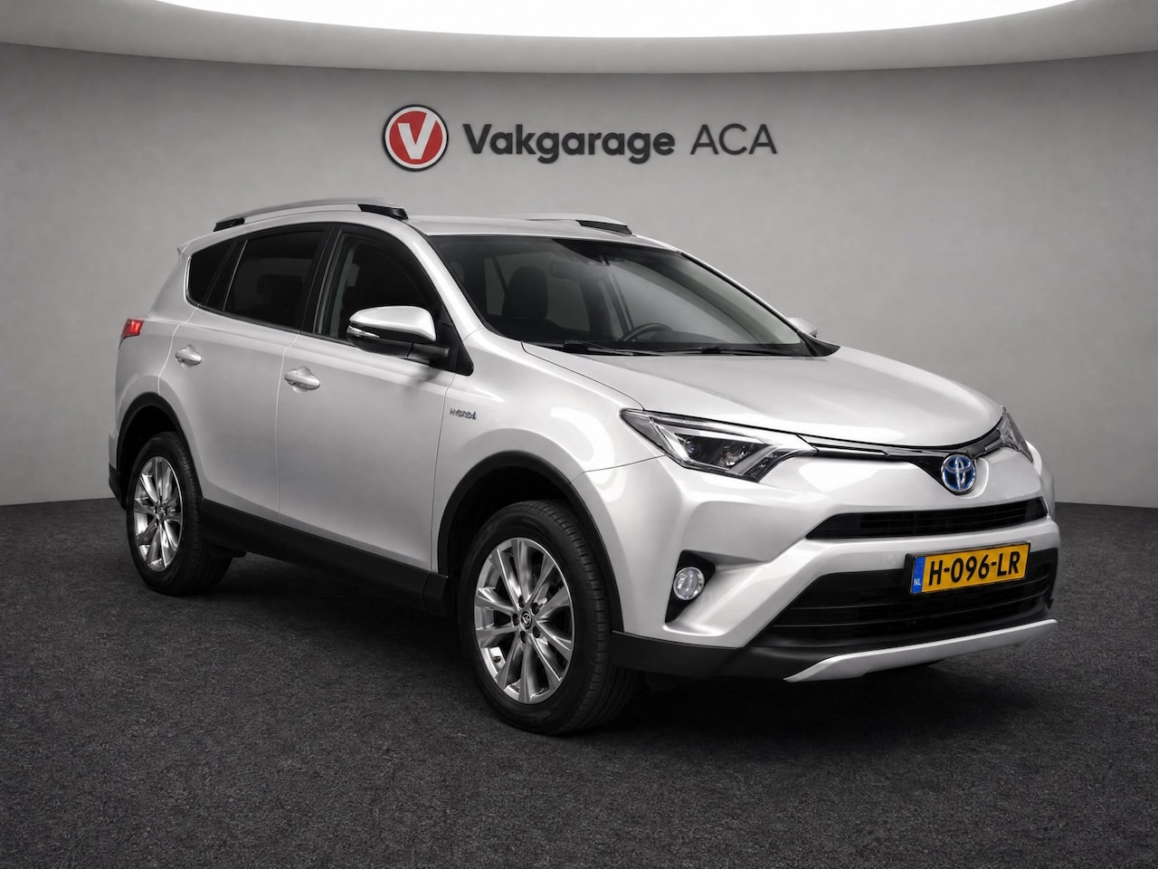 Toyota RAV4 - 2.5 Hybrid AWD Executive Business 2.5 Hybrid AWD Executive Business - AutoWereld.nl