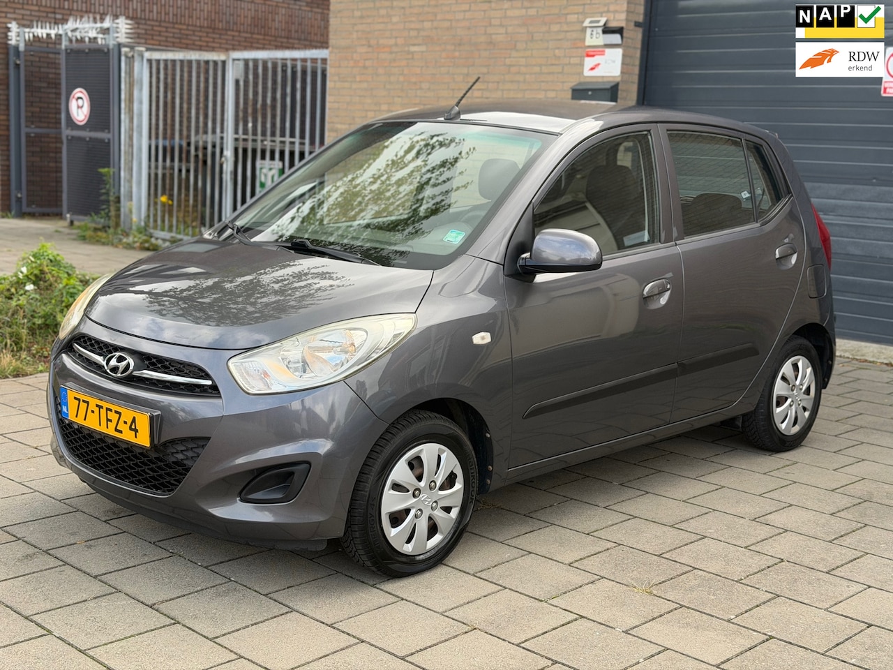 Hyundai i10 - 1.1 i-Drive Cool Apk Airco Elektrisch pakket rijdt super - AutoWereld.nl