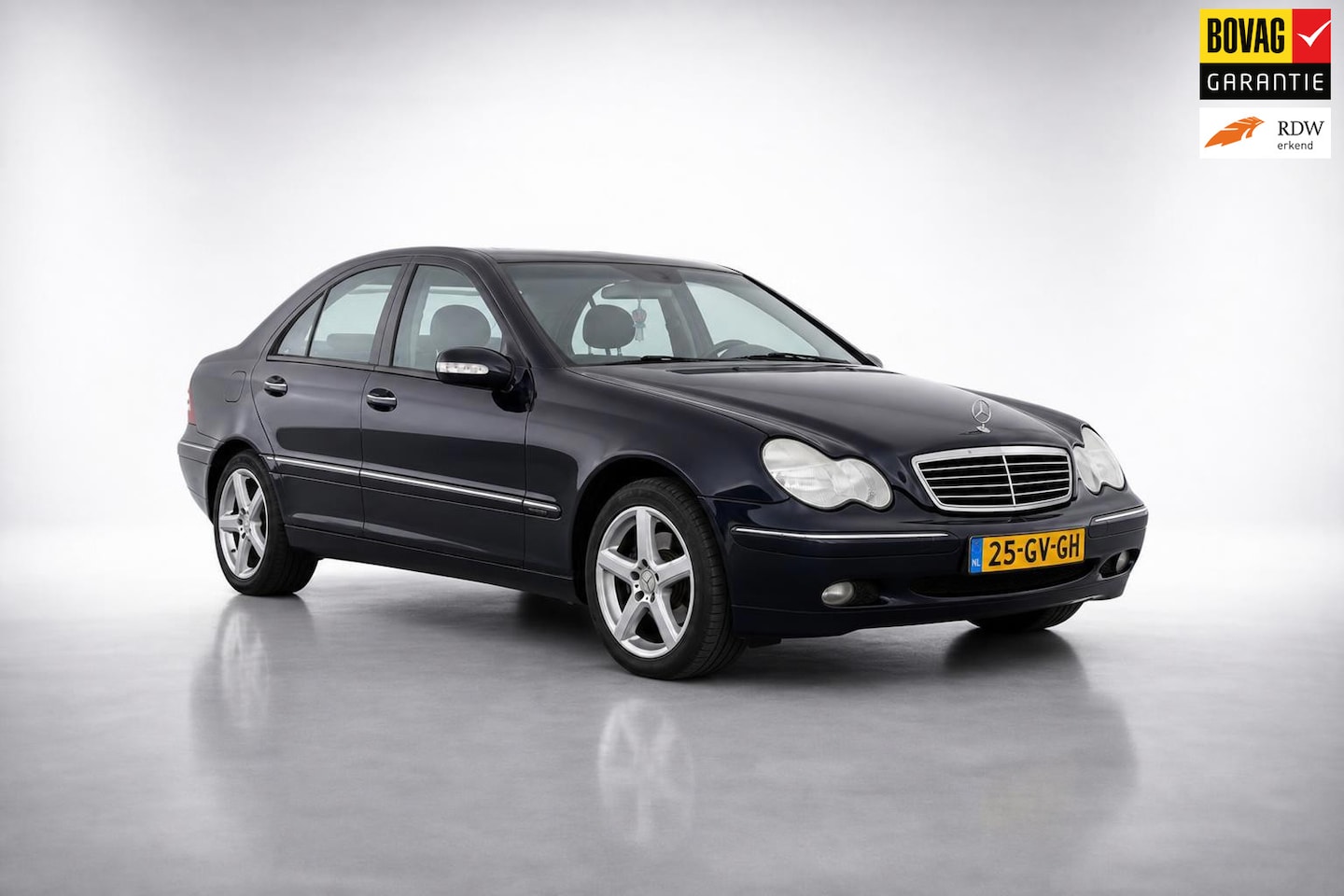 Mercedes-Benz C-klasse - 240 Elegance 2.6-V6 automaat 170PK - AutoWereld.nl