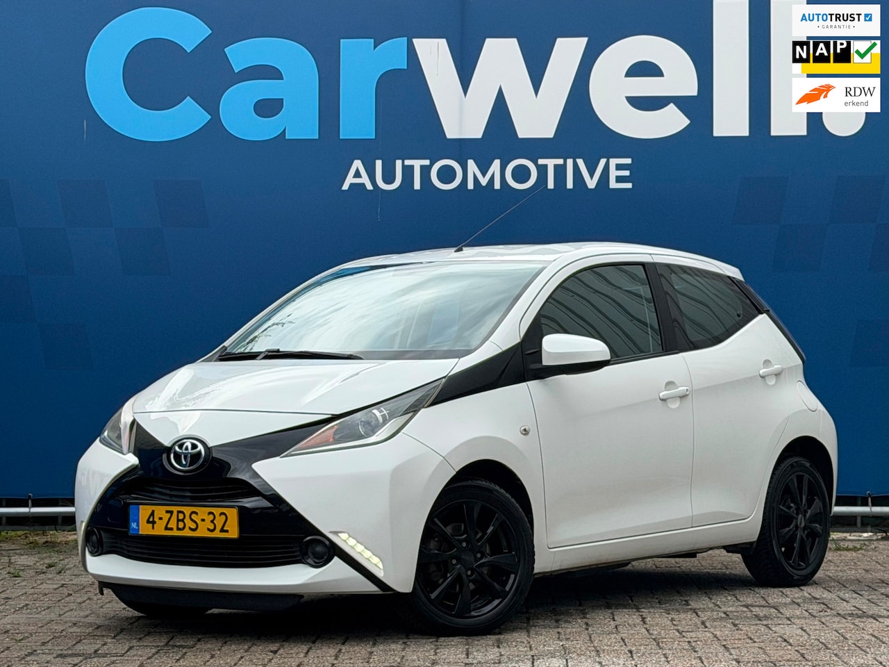 Toyota Aygo - 1.0 VVT-i x-play|3e Eigenaar|Airco|Cruise|Camera|Bleutooth|LMV|Bleutooth|N.A.P|Elektrische - AutoWereld.nl