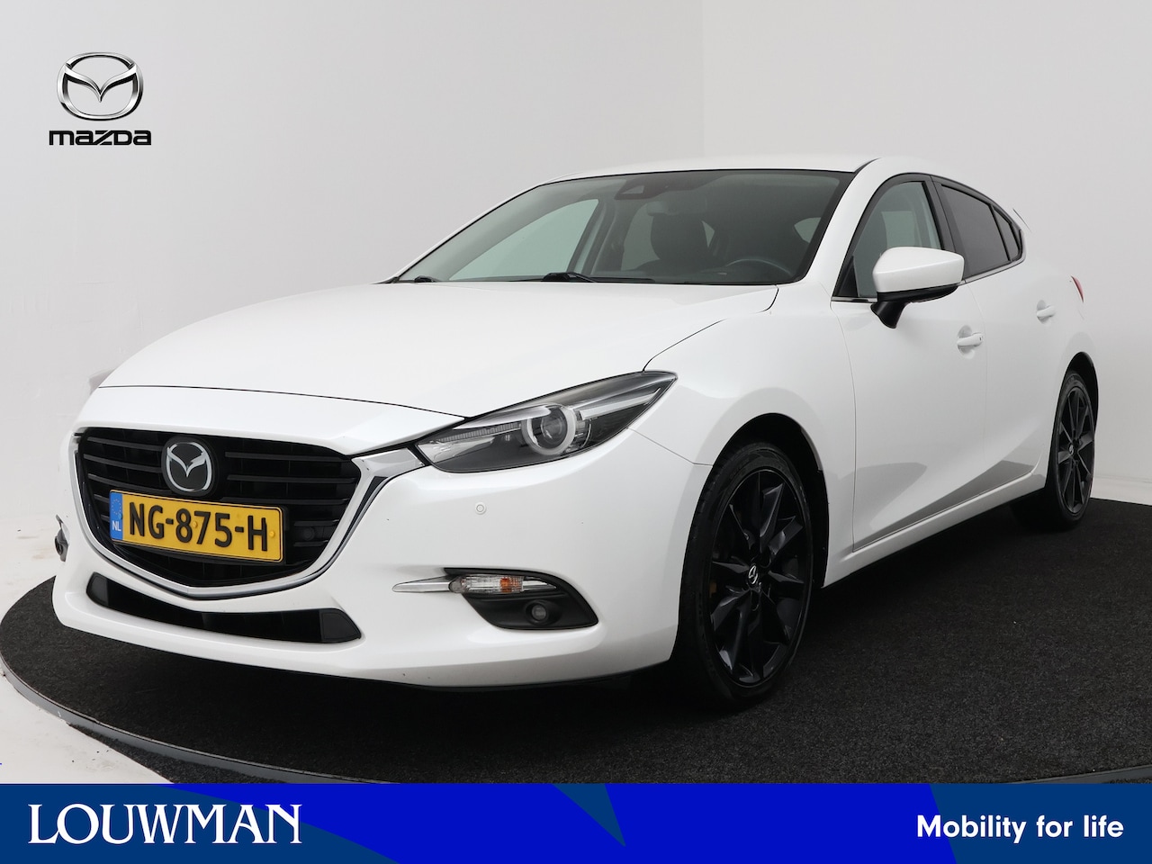 Mazda 3 - 2.0 SkyActiv-G 120 GT-M | Head-up Display | Navigatie | Stuur-/Stoelverwarming | Camera | - AutoWereld.nl