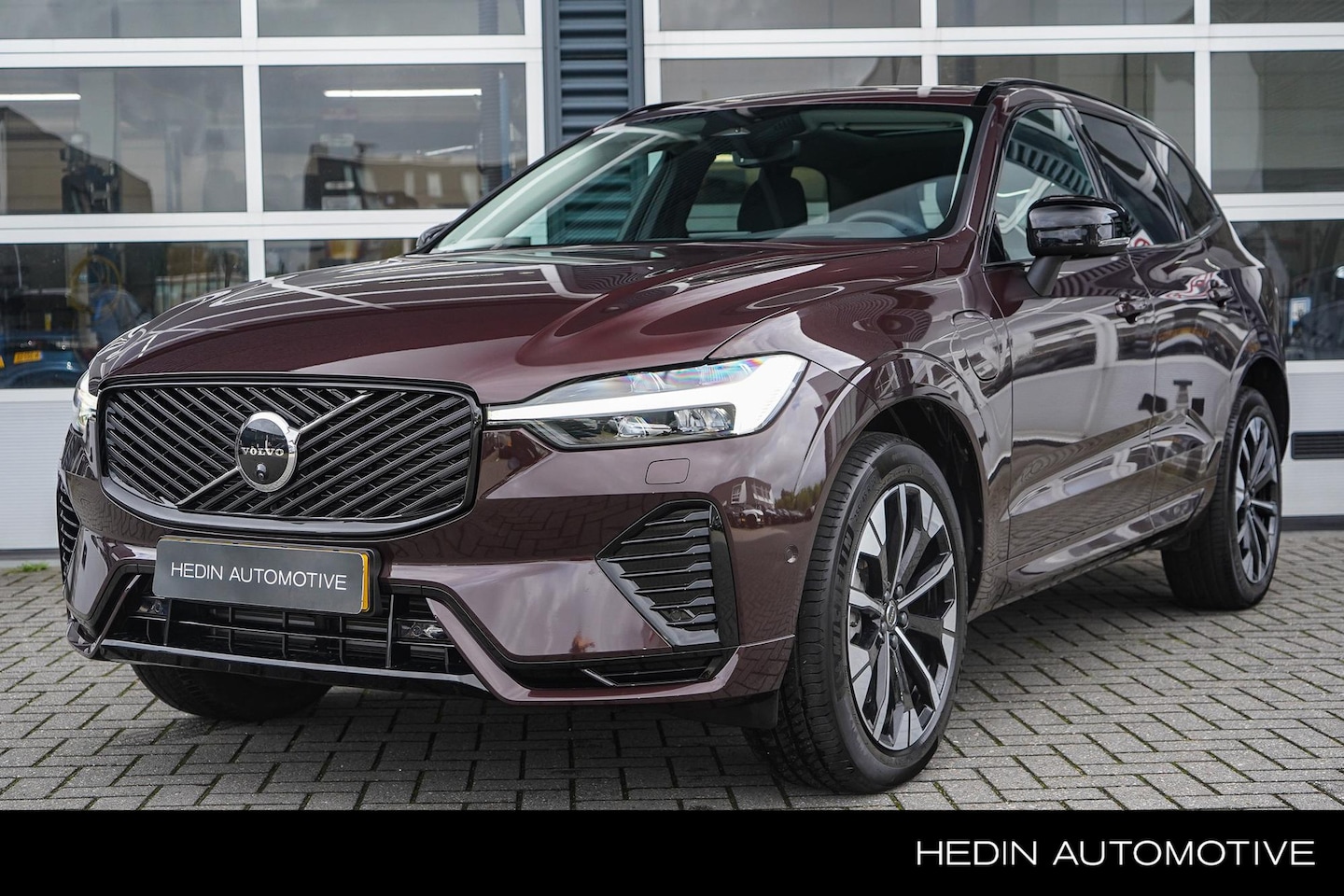Volvo XC60 - 2.0 T6 Plug-in hybrid AWD Ultra Dark | Head-Up Display | - AutoWereld.nl