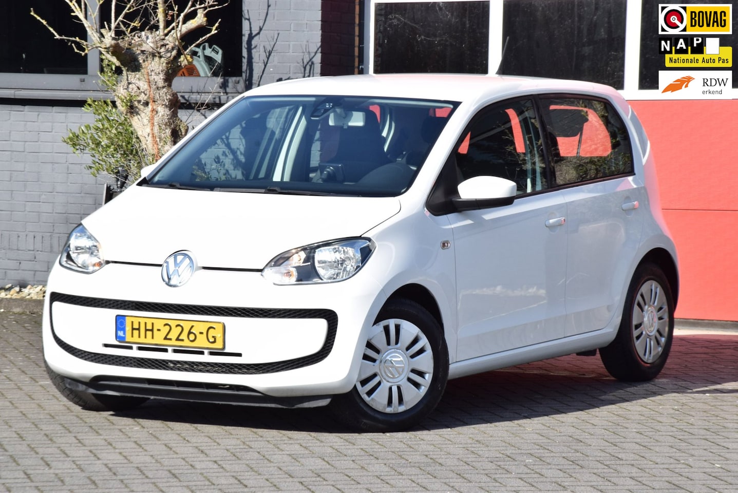 Volkswagen Up! - 1.0 move up! BlueMotion 2015 Automaat Airco - AutoWereld.nl