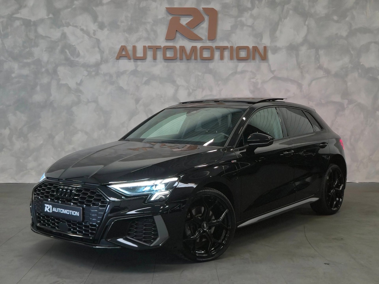 Audi A3 Sportback - 40 TFSI e S-Line|PANO|KEYLESS|CAMERA|ACC|DRIVE SELECT|STOELVERWARMING|PARKEERHULP|DEALER O - AutoWereld.nl