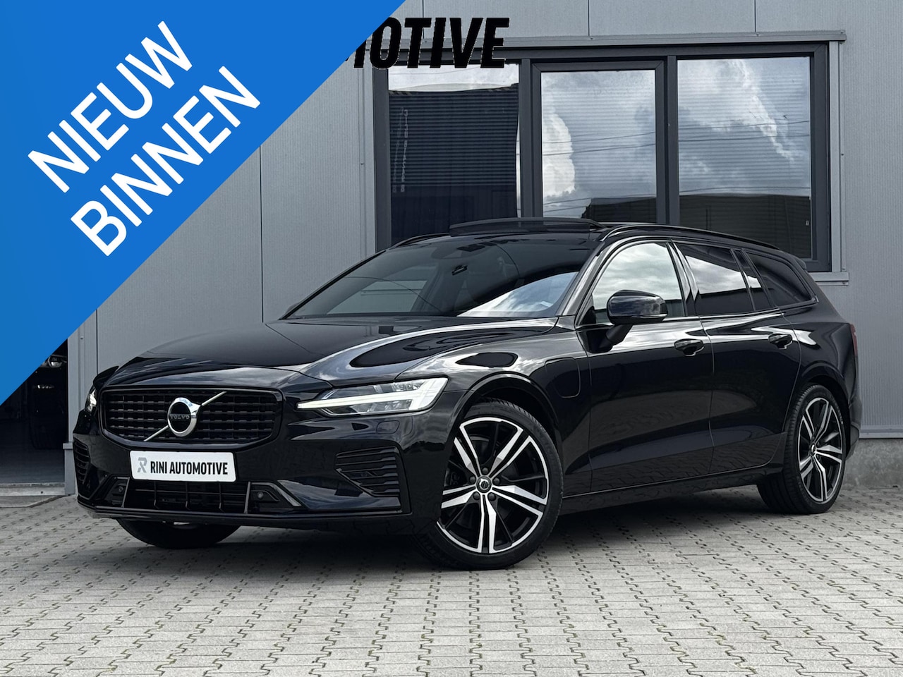 Volvo V60 - 2.0 T6 Recharge AWD R-Design Long Range | 349 Pk | Stoelkoeling | Trekhaak | Pano | Nappa - AutoWereld.nl