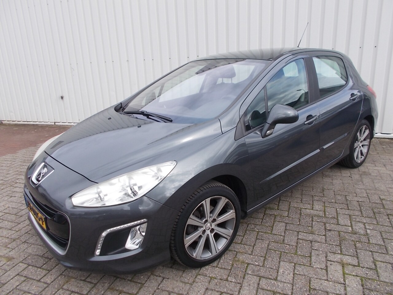 Peugeot 308 - 1.6 VTi Melbourne 1.6 VTi Melbourne ( APK 17-07-2027 ) - AutoWereld.nl