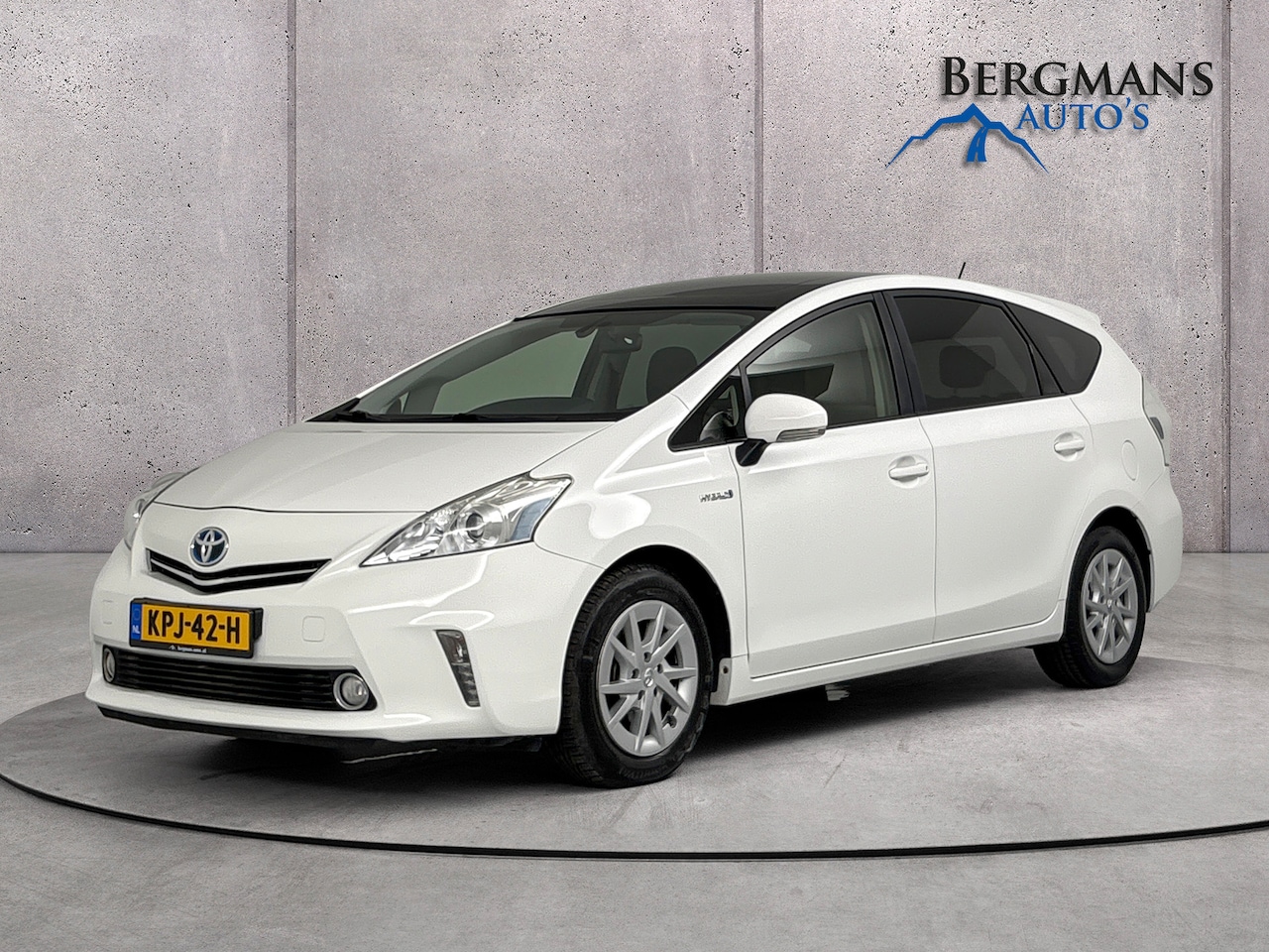 Toyota Prius Wagon - - 1.8 Aspiration // DEALERONDERHOUDEN // PANORAMADAK // CAMERA // - AutoWereld.nl