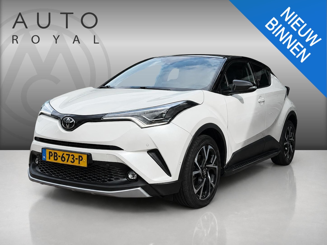 Toyota C-HR - 1.2 Bi-Tone Plus DODEHOEK DETECTIE | LANE ASSISTENT | JBL AUDIOSYSTEM | DEALER ONDERHOUDEN - AutoWereld.nl