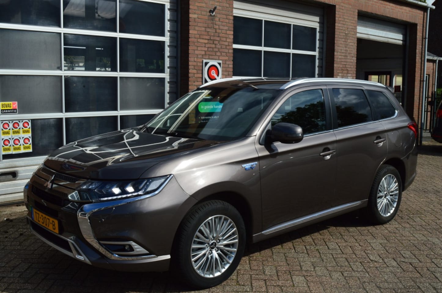 Mitsubishi Outlander - 2.4 PHEV Intense+ 2.4 PHEV Intense - AutoWereld.nl