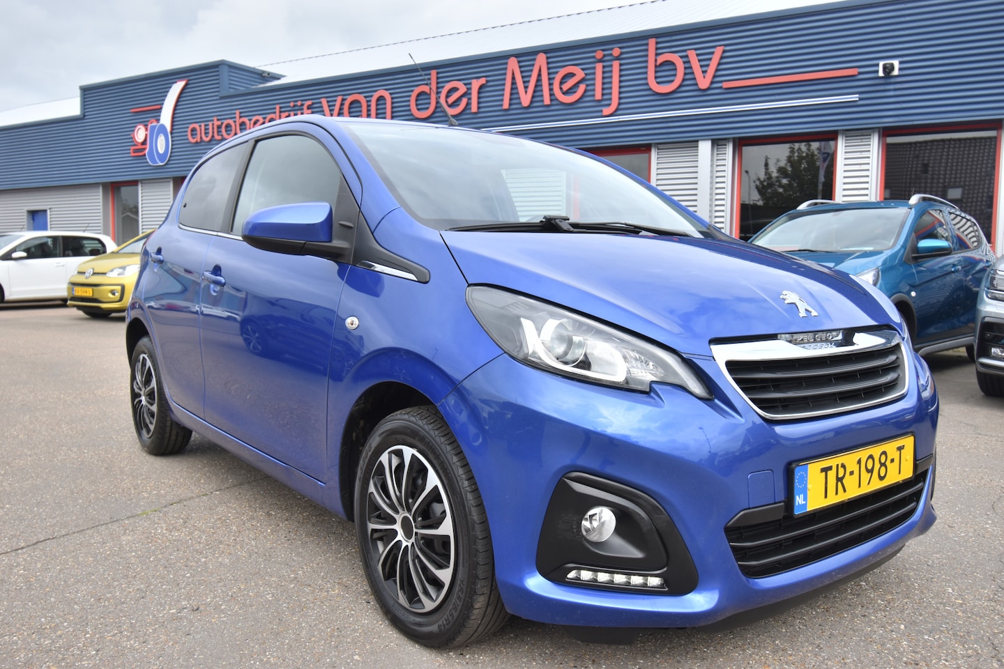 Peugeot 108 - 1.0 e-VTi Active TOP! 1.0 e-VTi Active TOP! , A UITRIJ CAM , NAVI VIA APP , AIRCO , MISTL V , - AutoWereld.nl