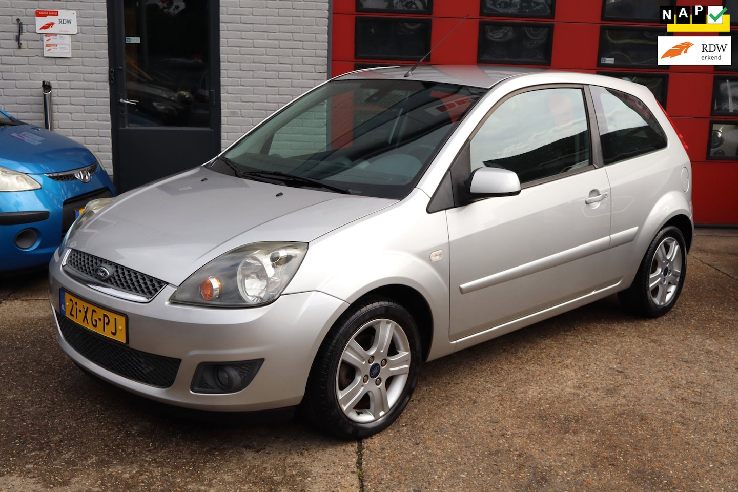 Ford Fiesta - 1.3-8V Futura .AIRCO. 36.000 km NAP.BOEKJES - AutoWereld.nl
