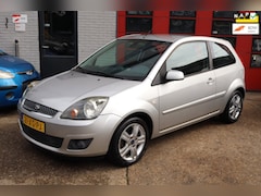 Ford Fiesta - 1.3-8V Futura .AIRCO. 36.000 km NAP.BOEKJES