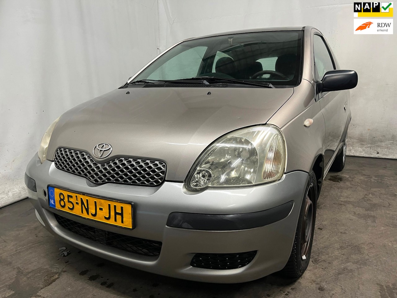 Toyota Yaris - 1.3 VVT-i Idols - voorschade - AutoWereld.nl
