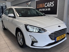 Ford Focus Wagon - 1.0 EcoBoost Trend Edition Business