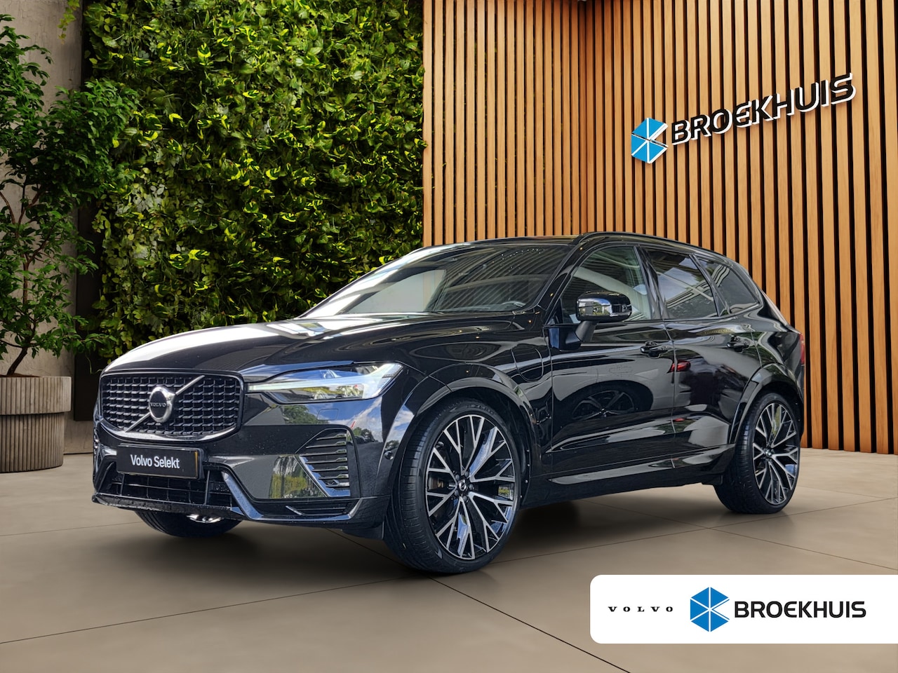 Volvo XC60 - 2.0 T6 Plug-in hybrid AWD Ultimate Dark | Long Range! | Luchtvering | 22" Velgen | Head-up - AutoWereld.nl