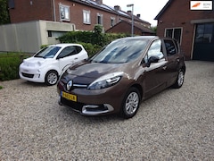 Renault Scénic - 1.2 TCe Limited Climate controle, Navigatie, Cruise controle, Trekhaak, Lichtmetalen velge
