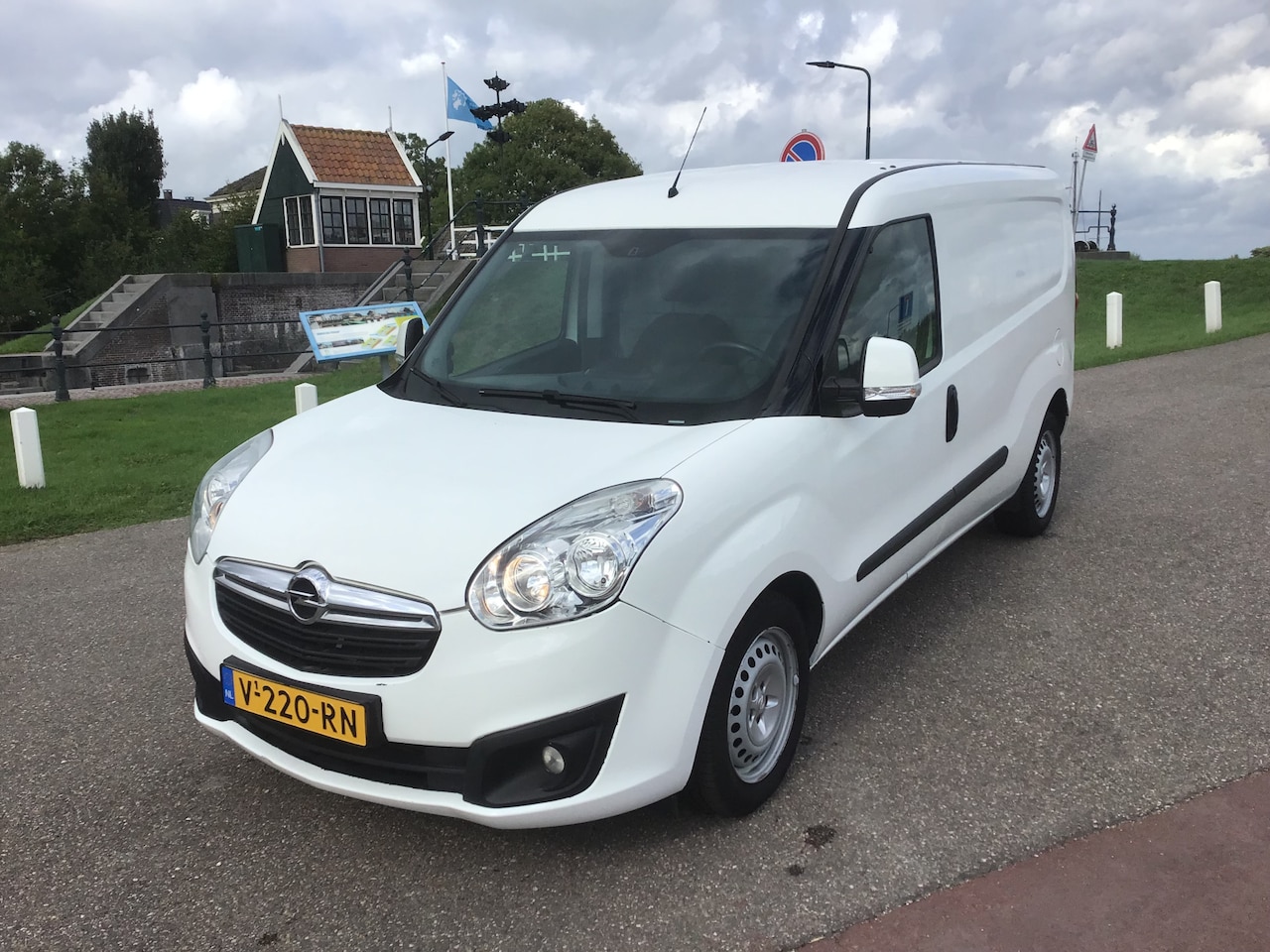 Opel Combo - 1.6 CDTi L2H1 Sport Bj2018/137000km/aircoapk tot augustus 2027 - AutoWereld.nl