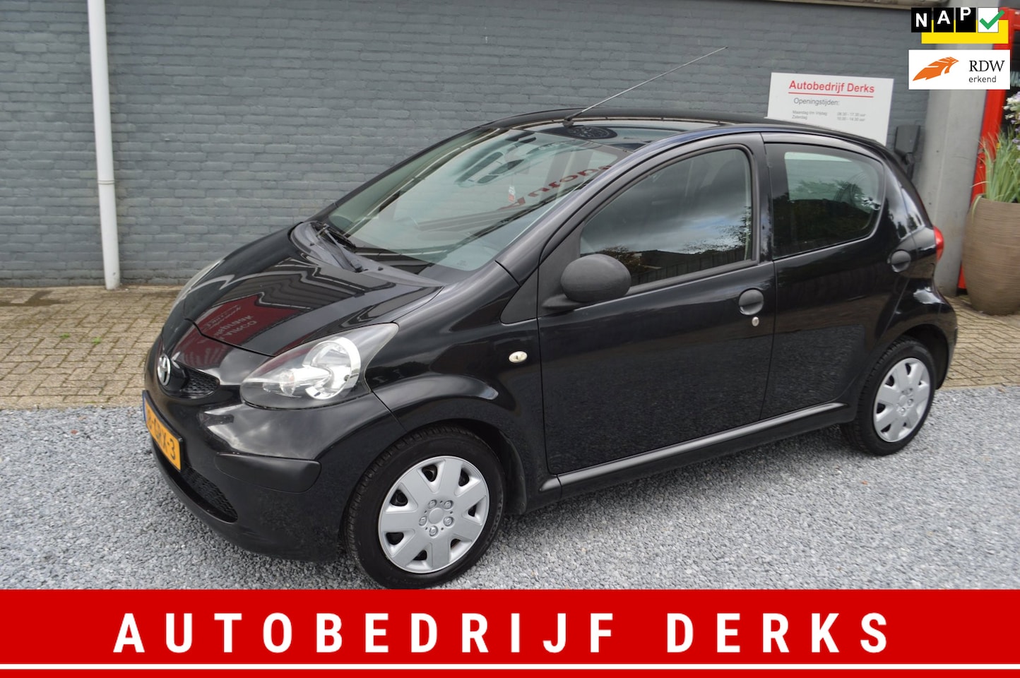 Toyota Aygo - 1.0-12V Airco | Stuurbekrachtiging | 5 Drs | Jaar Garantie - AutoWereld.nl