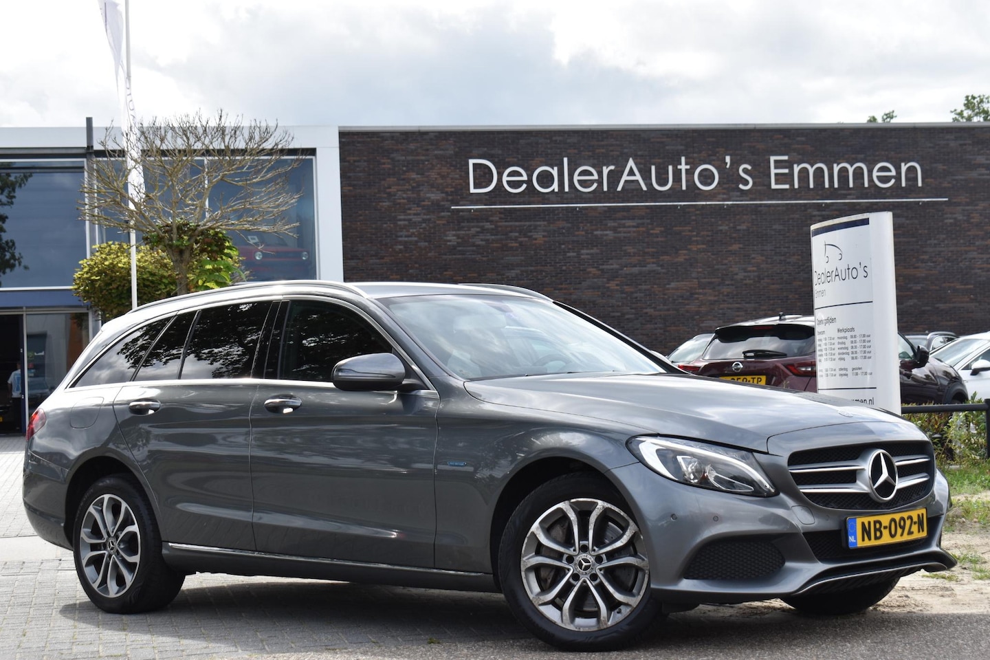 Mercedes-Benz C-klasse Estate - 350 e SPORTSTOELEN LED LMV LEDER NAVI - AutoWereld.nl