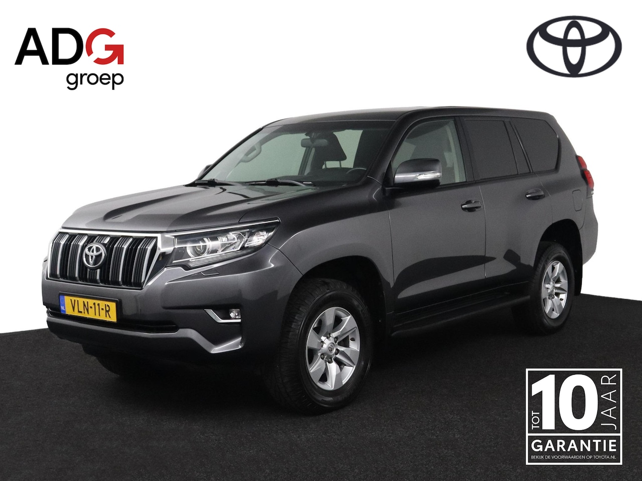 Toyota Land Cruiser - 2.8 D-4D-F Comfort Window Van | Trekhaak | Parkeer sensoren | Parkeer camera | - AutoWereld.nl