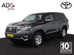 Toyota Land Cruiser - 2.8 D-4D-F Comfort Window Van | Trekhaak | Parkeer sensoren | Parkeer camera |