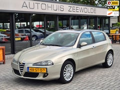 Alfa Romeo 147 - 2.0 T.Spark Distinctive I Leder I Nap
