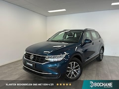 Volkswagen Tiguan - 1.5 TSI Elegance | Panoramadak | Adaptive Cruise Control | Stoel- & Stuurverwarming |Elekt