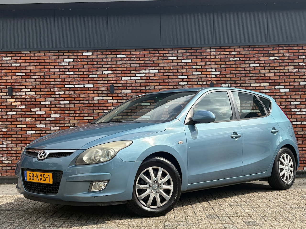 Hyundai i30 - 1.4i Blue Dynamic 5-Deurs Clima Elek.Pakket Orig.NL Onderhouden! - AutoWereld.nl