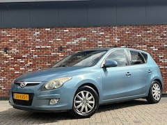 Hyundai i30 - 1.4i Blue Dynamic 5-Deurs Clima Elek.Pakket Orig.NL Onderhouden