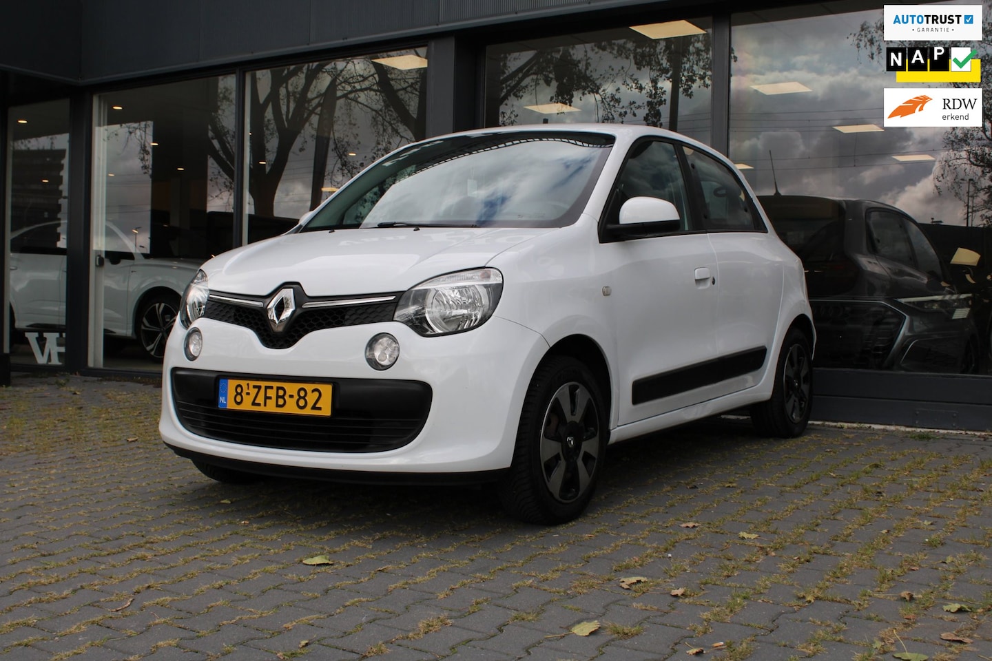 Renault Twingo - 1.0 SCe Expression 1.0 SCe Expression - AutoWereld.nl