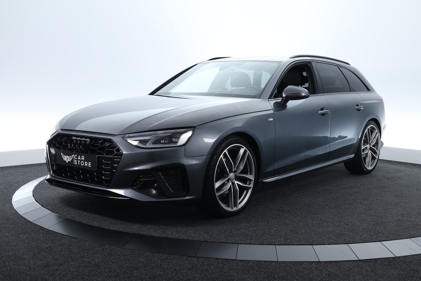 Audi A4 Avant - 35 TFSI S edition |LED|CARPLAY|LEDER|CAMERA|ELEK. STOELEN|NAV|LANE ASSIST - AutoWereld.nl