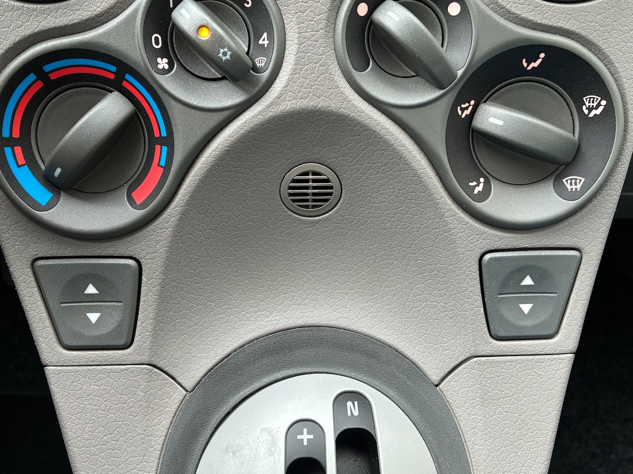 Fiat Panda - 1.2 Sportsound Automaat Airco, Nieuwe Distributie/banden