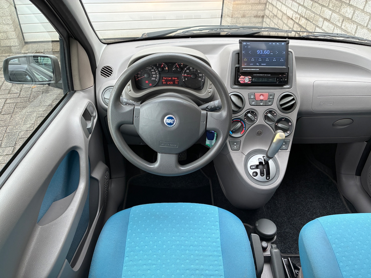 Fiat Panda - 1.2 Sportsound Automaat Airco, Nieuwe Distributie/banden
