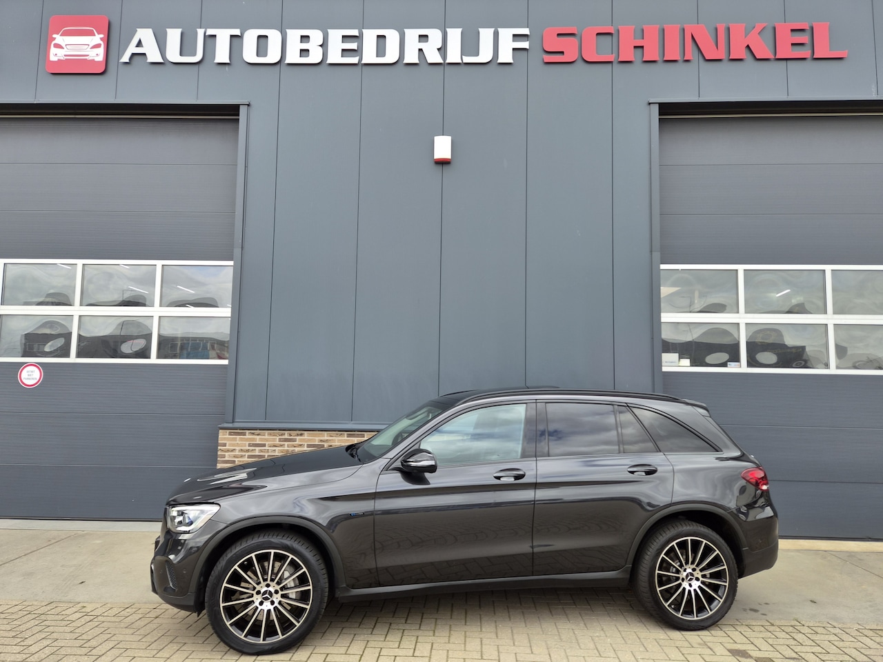 Mercedes-Benz GLC-klasse - 300e 4MATIC AMG,PANO,LED,360 CAMERA,20INCH,SFEERVERLICHTING,ENZ - AutoWereld.nl
