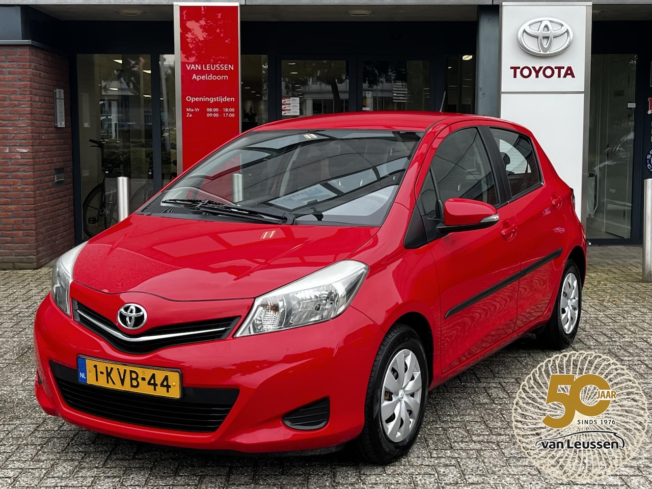Toyota Yaris - 1.0 VVT-i Aspiration BLUETOOTH AIRCO CAMERA EL-SPIEGELS - AutoWereld.nl