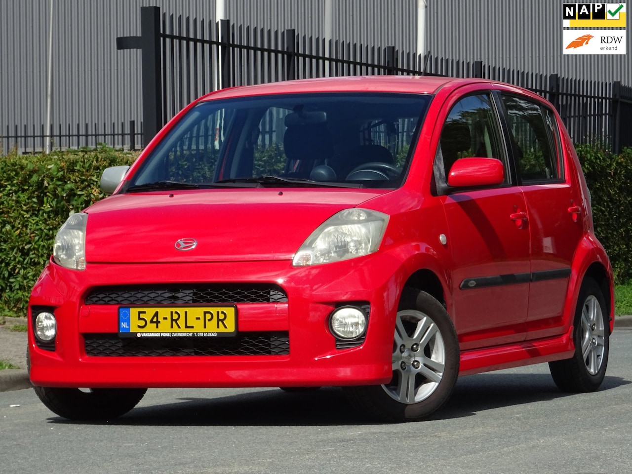 Daihatsu Sirion 2 - 1.3-16V Comfort NAP/AIRCO/APK 09-2027 - AutoWereld.nl
